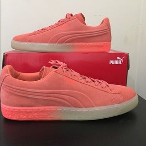 New Puma mens size 9